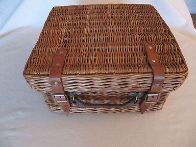 gucci picnic basket